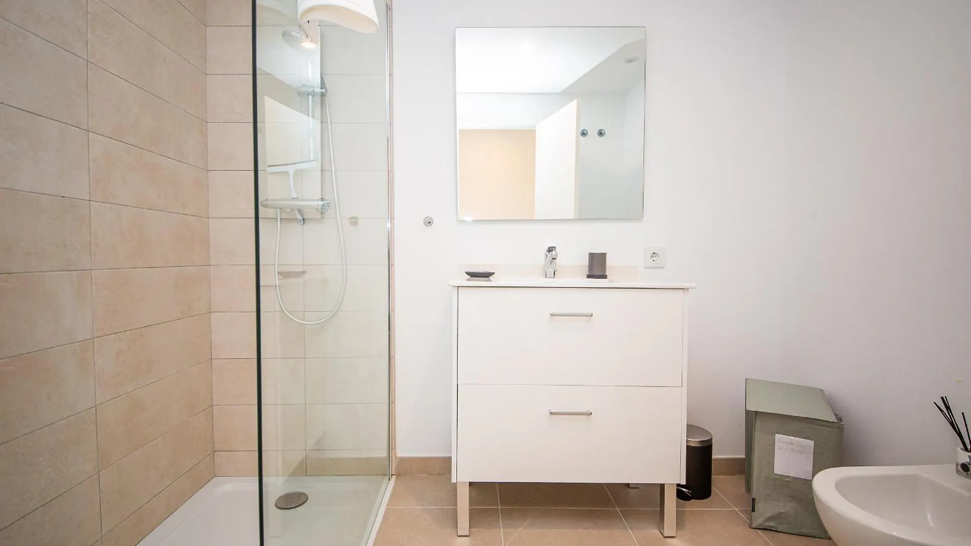 Casares Green 9 1B Apartment